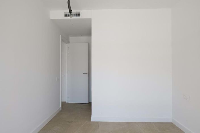 Image No.22-2 Bed Apartment for sale