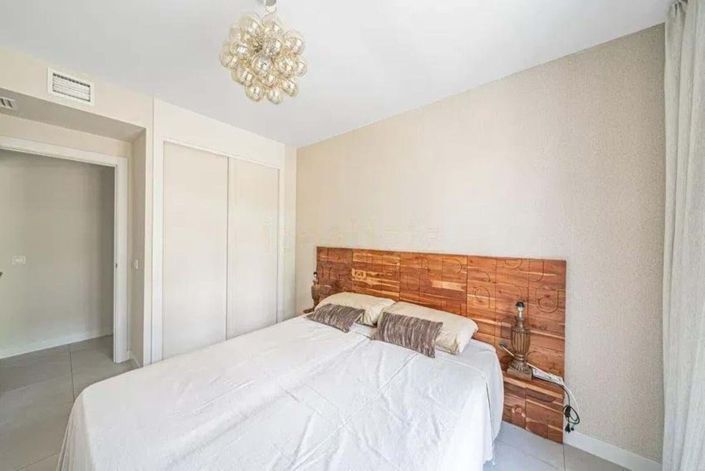 Image No.10-3 Bed Apartment for sale