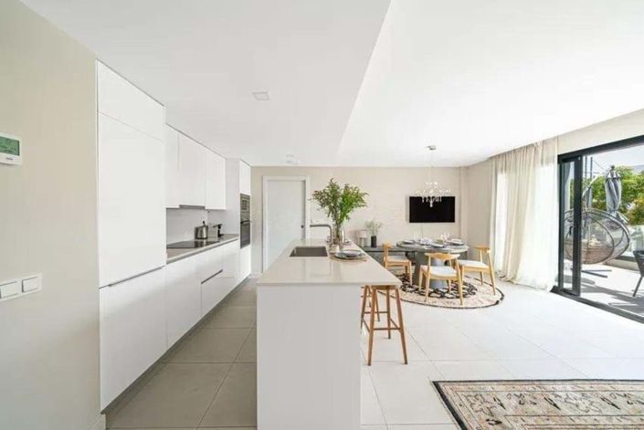 Image No.3-3 Bed Apartment for sale