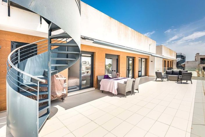 Image No.32-3 Bed Penthouse for sale