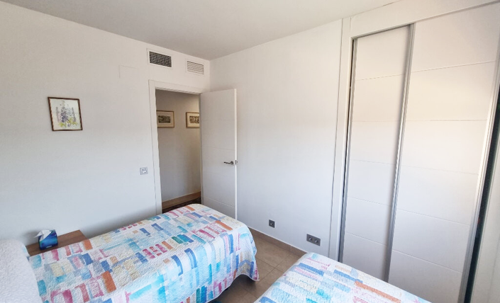 Image No.18-3 Bed Apartment for sale