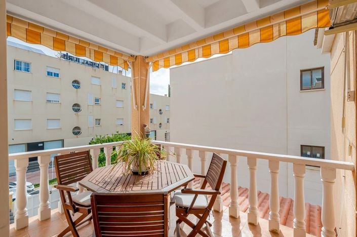 Image No.3-Appartement de 2 chambres à vendre à Orihuela Costa