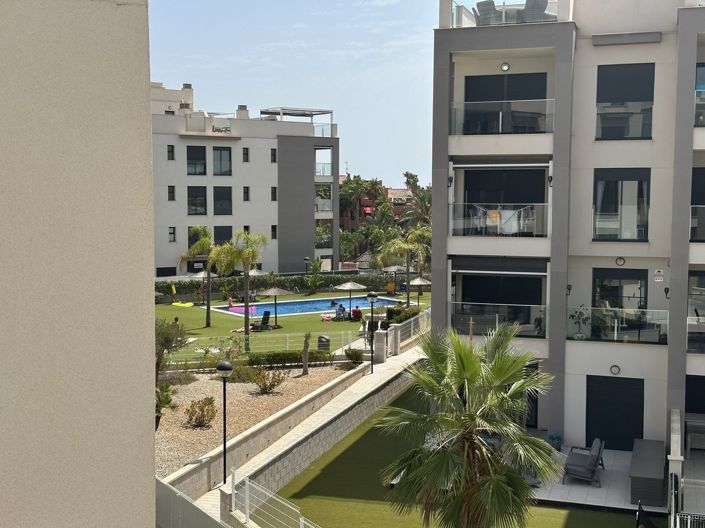 Image No.22-Appartement de 2 chambres à vendre à Villamartin