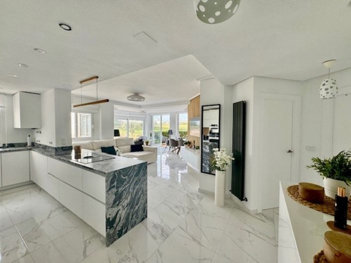 Image No.10-2 Bed Apartment for sale