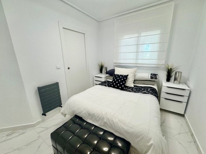 Image No.17-2 Bed Apartment for sale