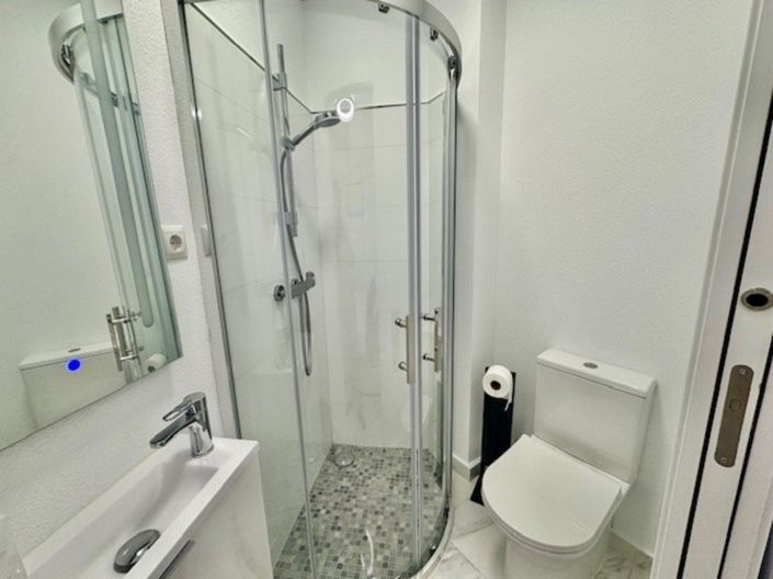 Image No.30-2 Bed Apartment for sale