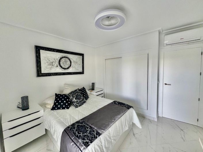 Image No.36-2 Bed Apartment for sale