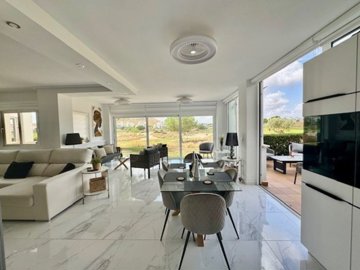 1447-637270-78d1f4f8b6655591b02d22fabb36a692d