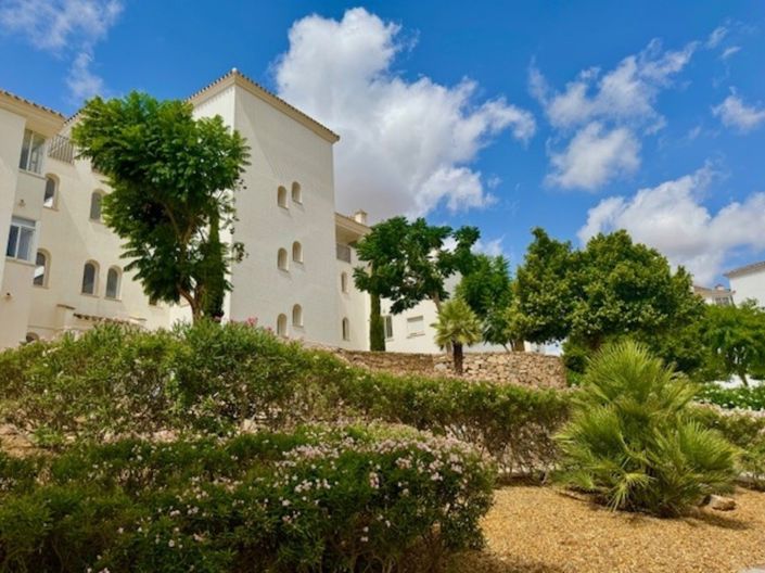 Image No.45-2 Bed Apartment for sale