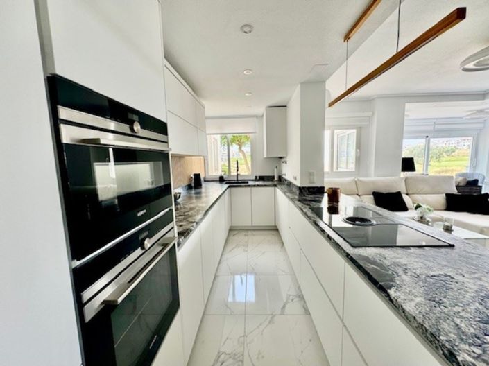 Image No.50-2 Bed Apartment for sale