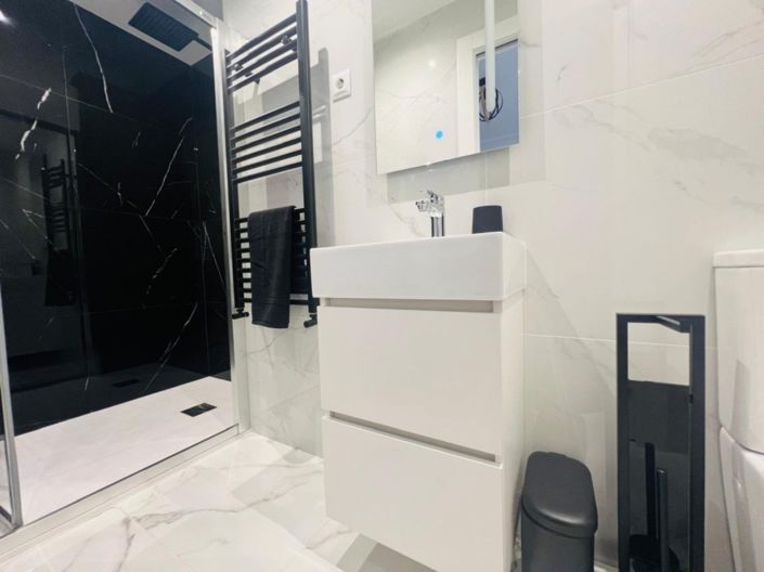 Image No.10-2 Bed Apartment for sale