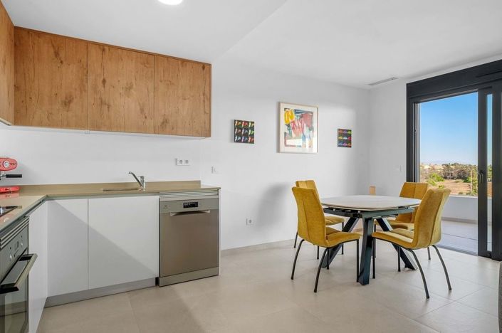 Image No.5-2 Bed Apartment for sale