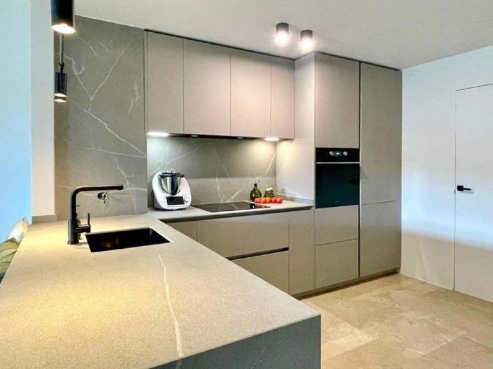 Image No.12-2 Bed Apartment for sale