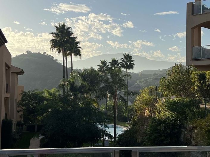 Image No.3-3 Bed Apartment for sale