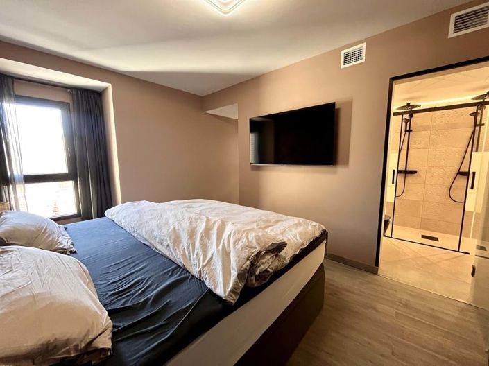 Image No.11-4 Bed Apartment for sale