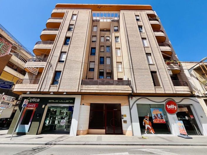 Image No.27-4 Bed Apartment for sale