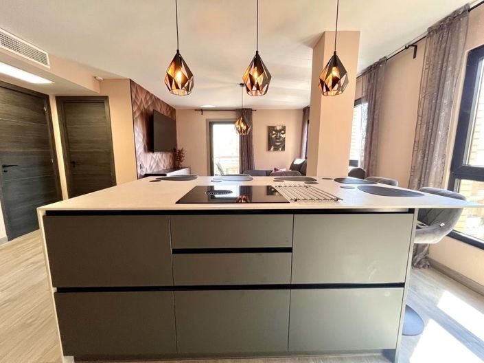 Image No.5-4 Bed Apartment for sale