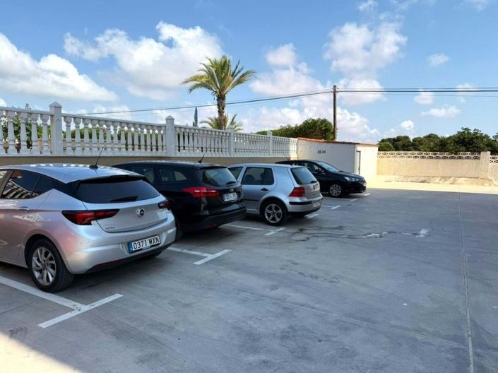 Image No.15-2 Bed Apartment for sale