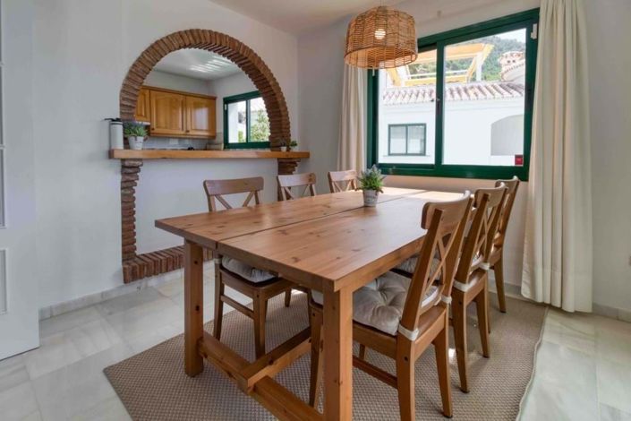 Image No.44-3 Bed Semi-Detached for sale