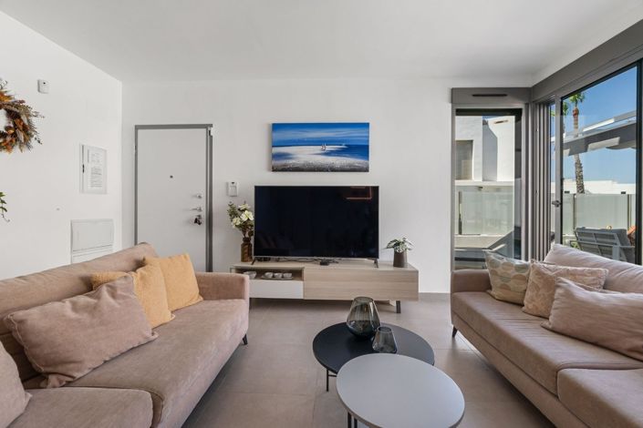 Image No.3-4 Bed Villa for sale