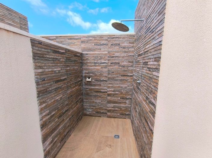 Image No.20-2 Bed Apartment for sale