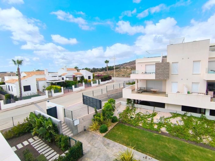 Image No.23-2 Bed Apartment for sale