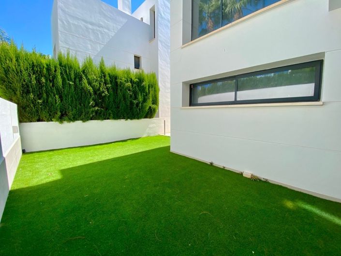 Image No.13-3 Bed Villa for sale