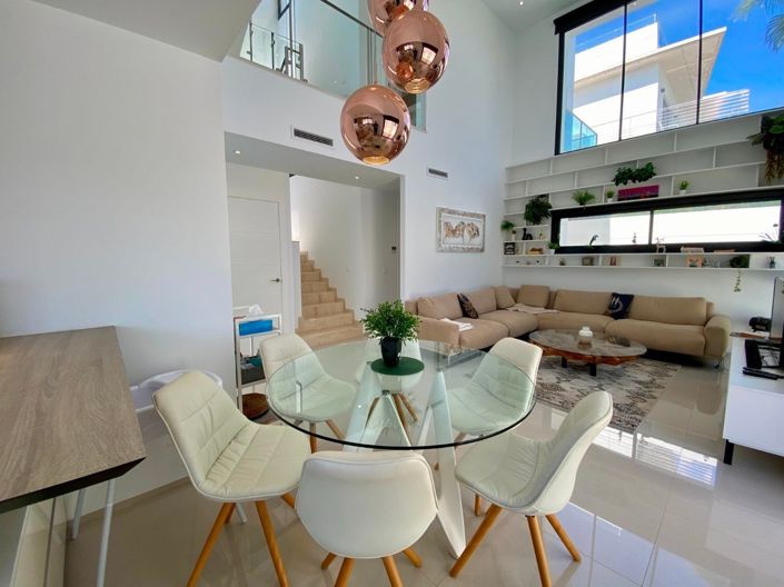 Image No.26-3 Bed Villa for sale