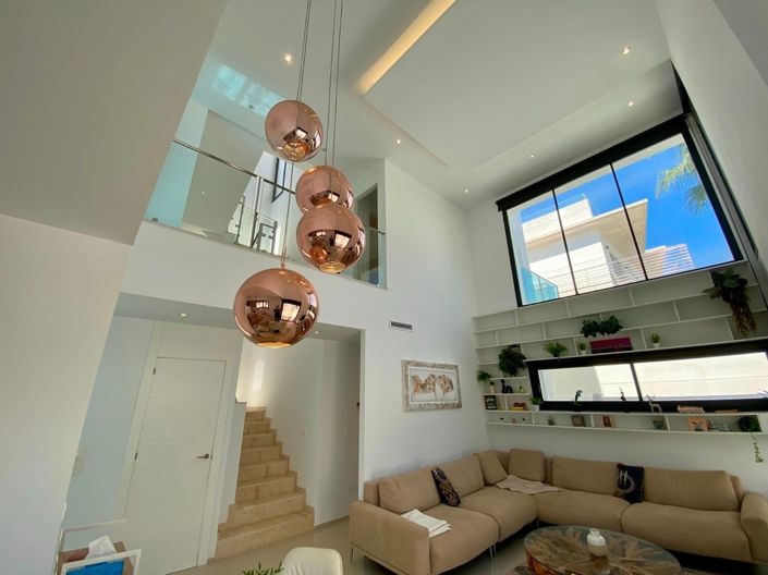 Image No.27-3 Bed Villa for sale