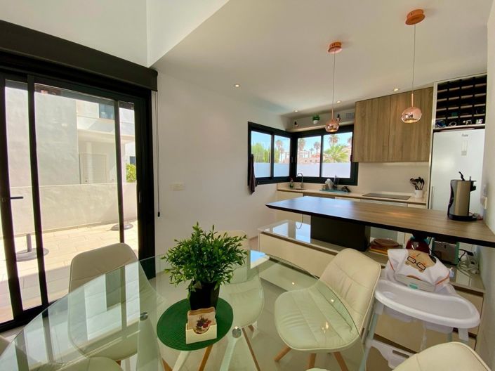 Image No.28-3 Bed Villa for sale