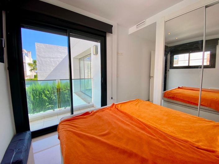 Image No.52-3 Bed Villa for sale