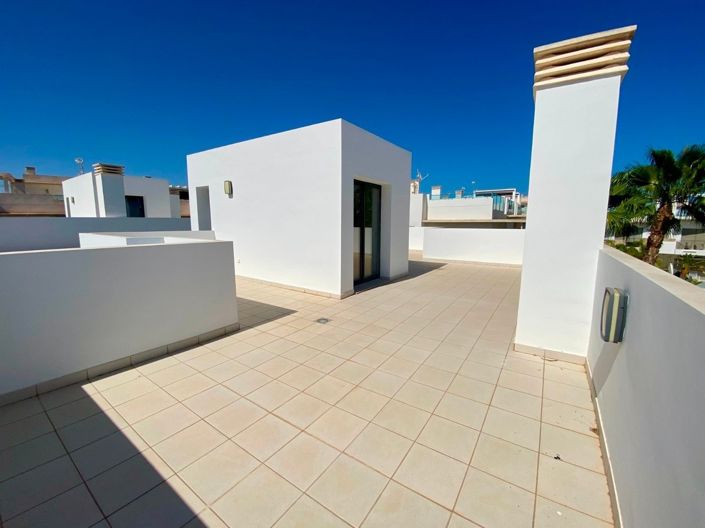 Image No.62-3 Bed Villa for sale