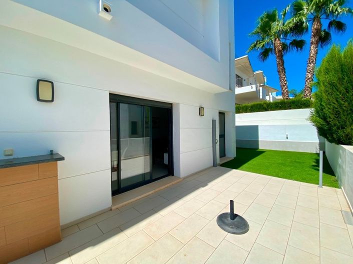 Image No.9-3 Bed Villa for sale