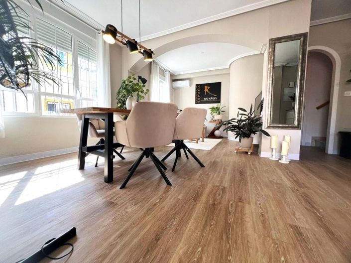 Image No.5-2 Bed Townhouse for sale