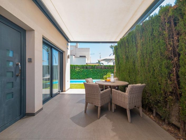 Image No.11-3 Bed Villa for sale