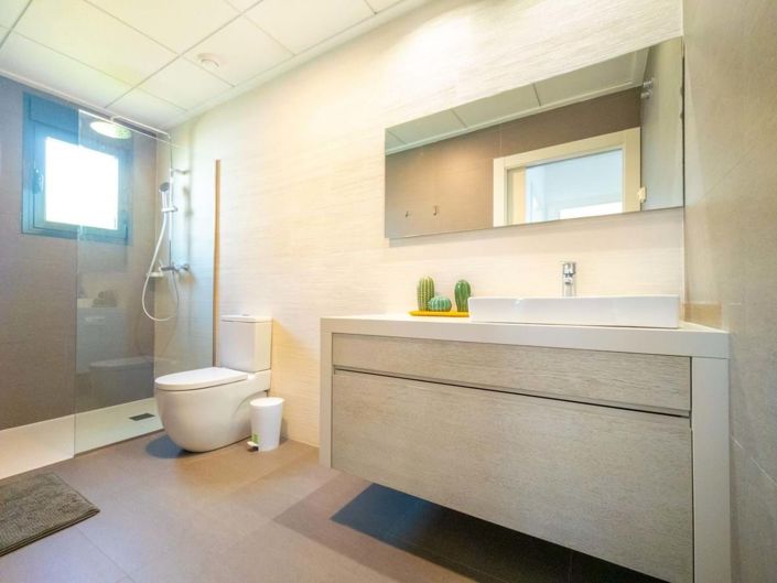 Image No.24-3 Bed Villa for sale