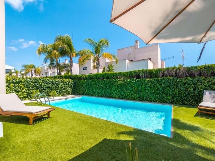 Image No.28-3 Bed Villa for sale