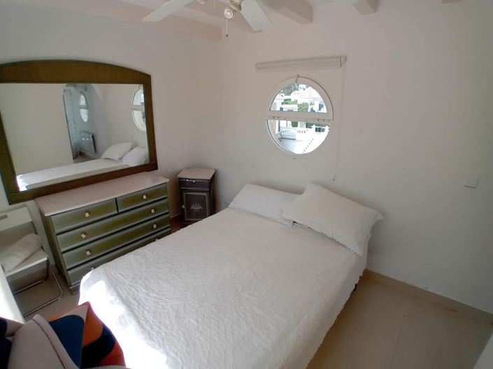 Image No.17-4 Bed Apartment for sale