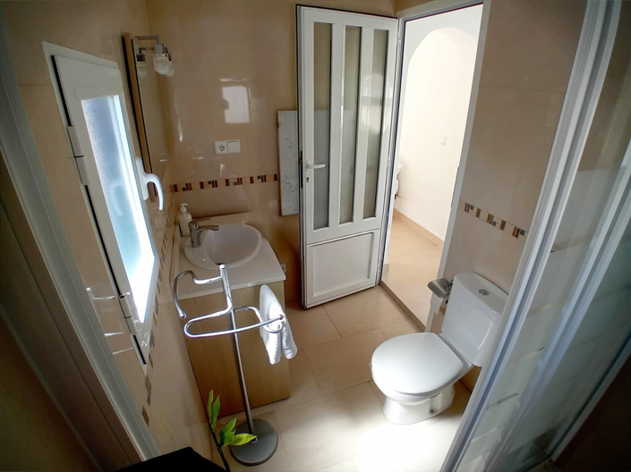 Image No.20-4 Bed Apartment for sale