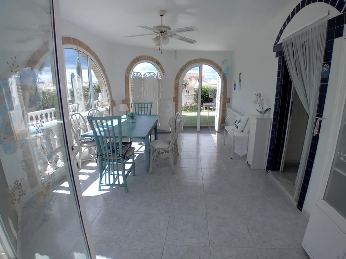 Image No.4-4 Bed Apartment for sale