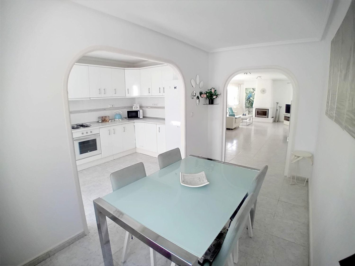 Image No.6-4 Bed Apartment for sale