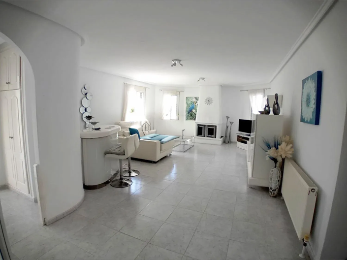 Image No.7-4 Bed Apartment for sale