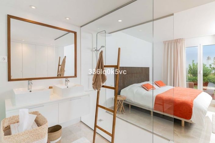 Image No.15-3 Bed Apartment for sale