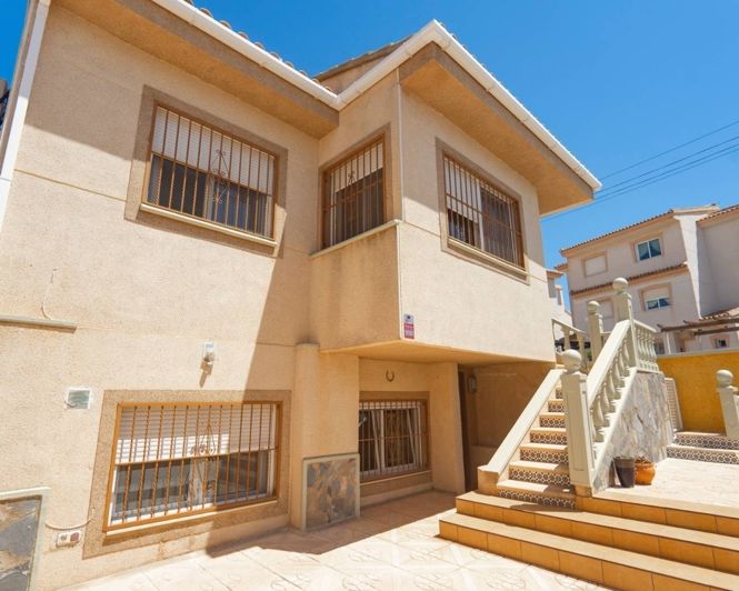 Image No.2-3 Bed Apartment for sale