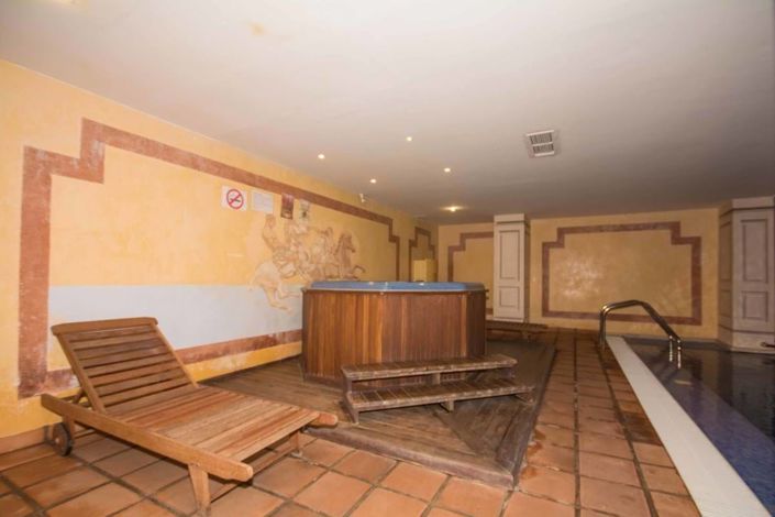 Image No.10-4 Bed Apartment for sale