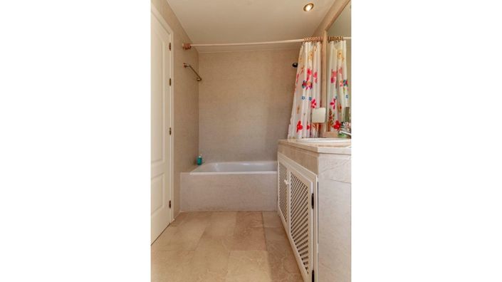 Image No.16-2 Bed Penthouse for sale