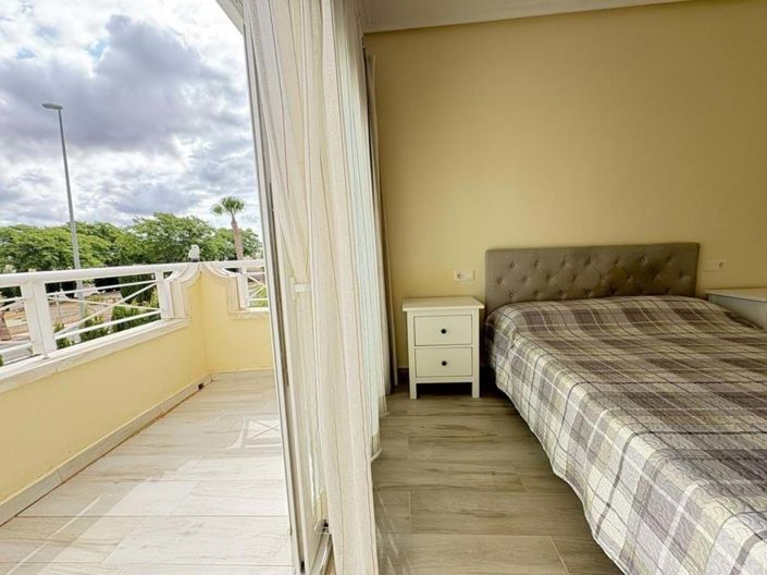 Image No.6-4 Bed Villa for sale