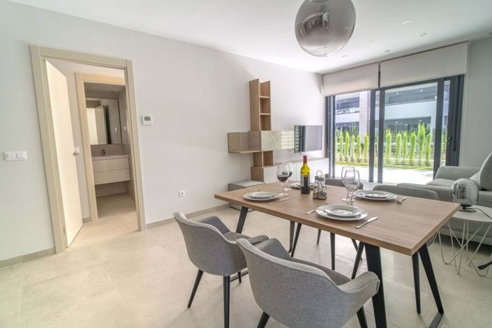 Image No.5-2 Bed Apartment for sale