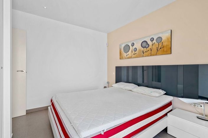 Image No.16-3 Bed Villa for sale