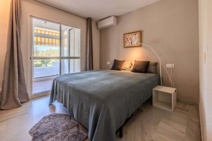 Image No.21-2 Bed Apartment for sale